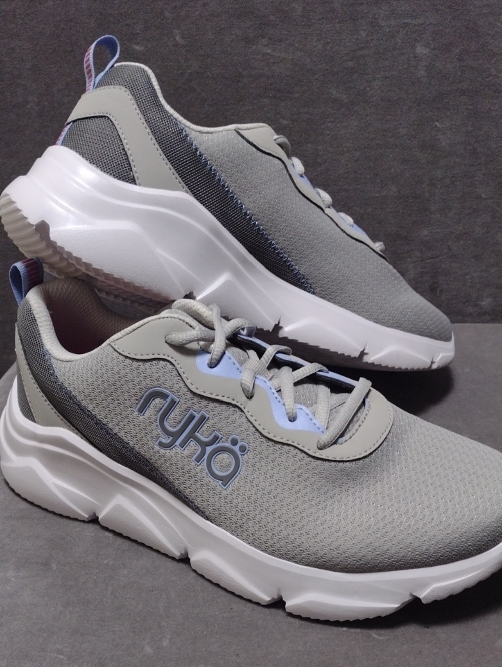Ryka Max Cushion Wms 9.5W Gray White Blue Women's Athletic Walking  Sneakers